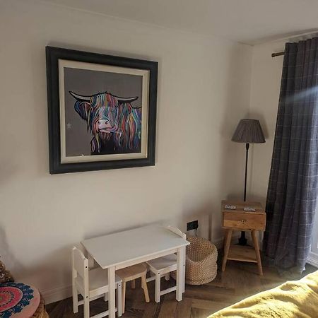 Cottage/Boutique Style - Free Parking & Wi-Fi Kingston upon Hull Exterior photo