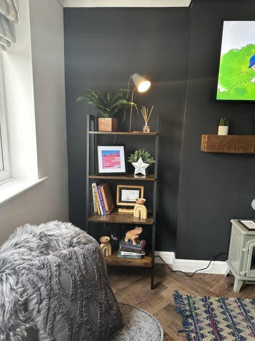 Cottage/Boutique Style - Free Parking & Wi-Fi Kingston upon Hull Exterior photo
